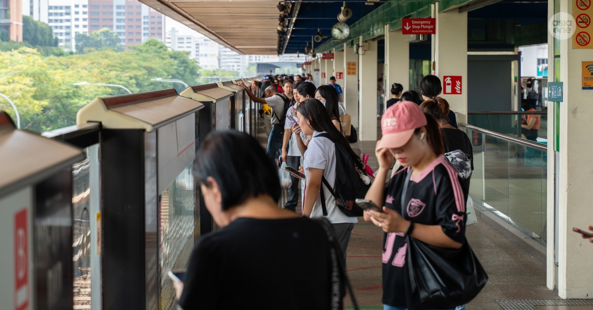 MRT, LRT commuters to get real-time updates of rail service on new LTA webpage, Singapore News