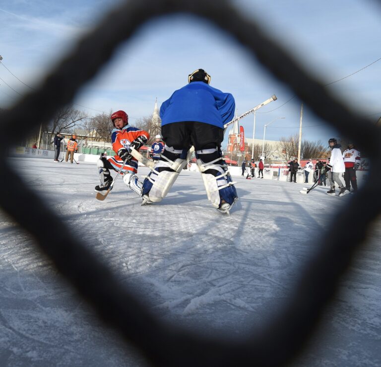 McCauley Cup returns to bring Edmonton police, inner-city youth together