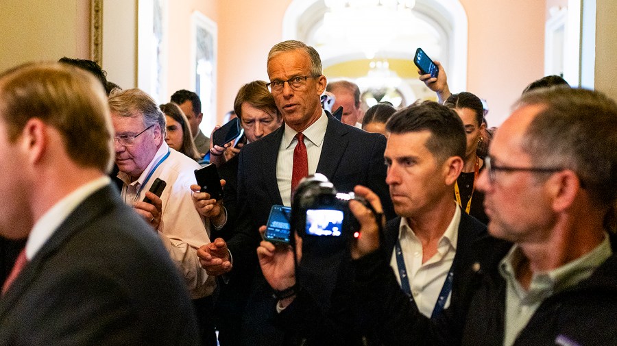 Live updates: Senate plans for vote-a-rama; California gubernatorial candidates prepare for debate Live updates: Senate plans for vote-a-rama; California gubernatorial candidates prepare for debate
