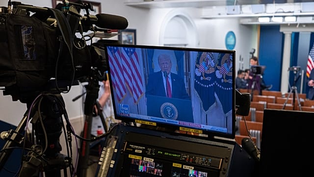 Trump extends Iran ceasefire, yet blockade enforcement persists