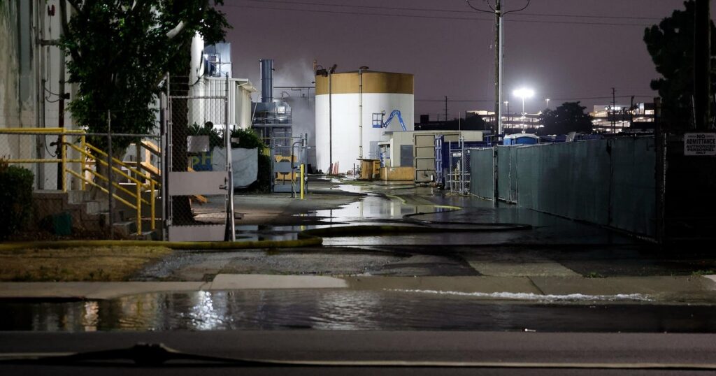 Trump approves emergency declaration for California chemical leak, Newsom says Trump approves emergency declaration for California chemical leak, Newsom says