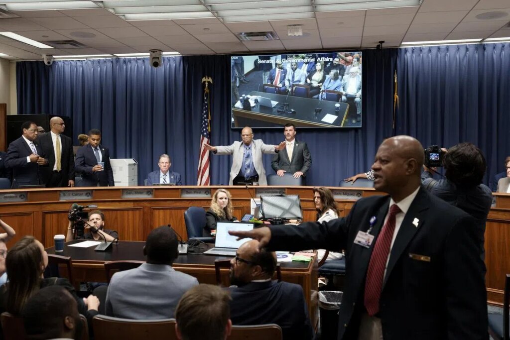 Louisiana approves new US House map eliminating Democratic majority-black seat Louisiana approves new US House map eliminating Democratic majority-black seat