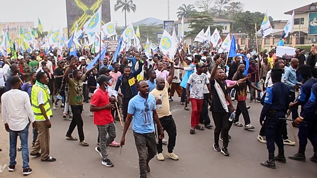 DR Congo opposition turns up pressure as referendum battle intensifies
